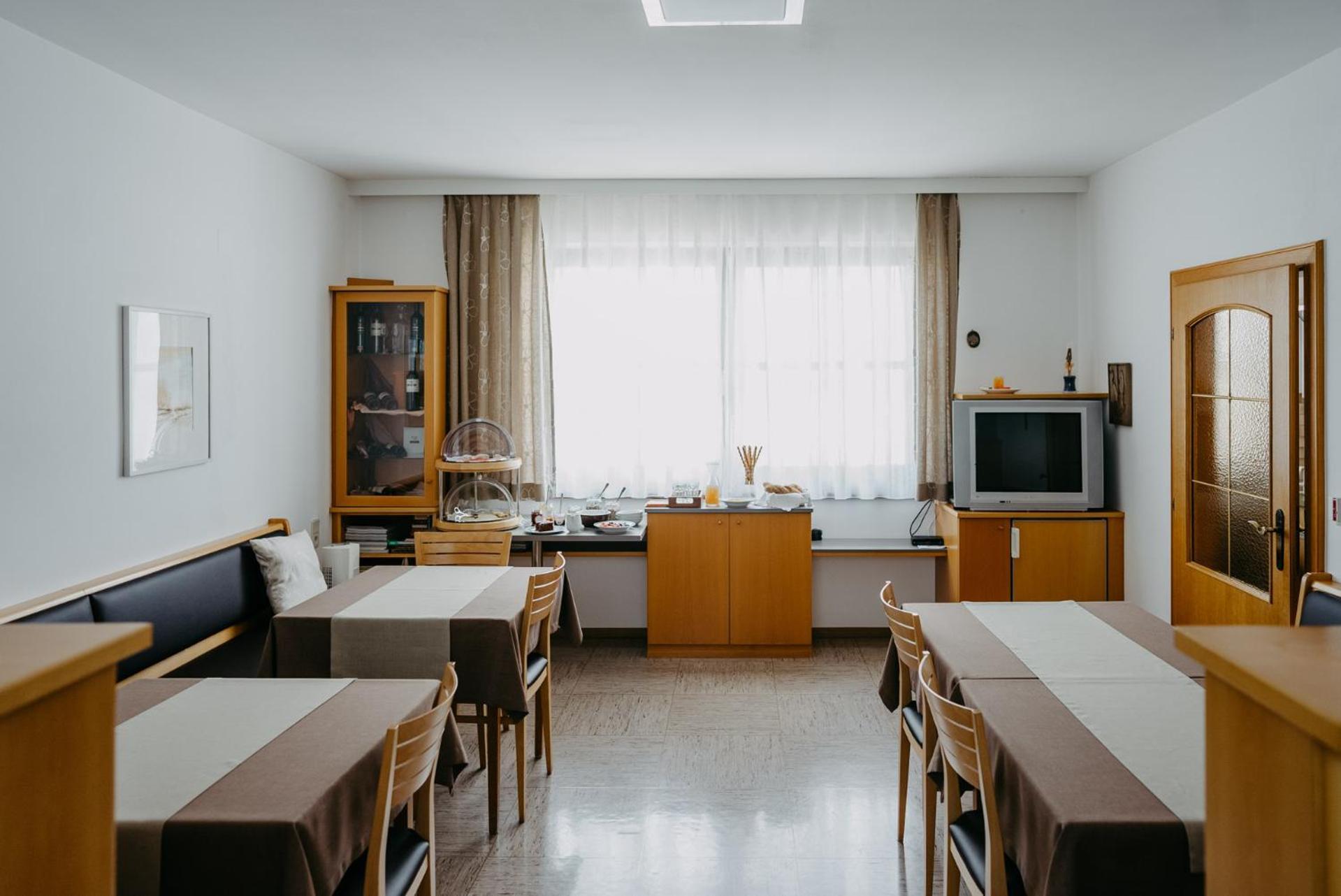 イルミッツ Winzerhof Michael Gartner Bed & Breakfast エクステリア 写真